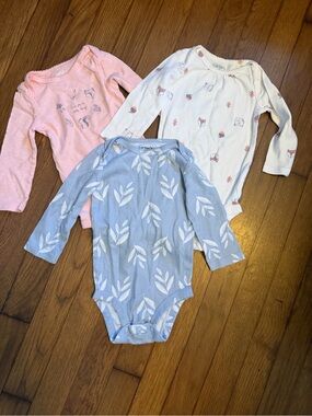 Carters 9 Month Long Sleeve Onesie Bundle